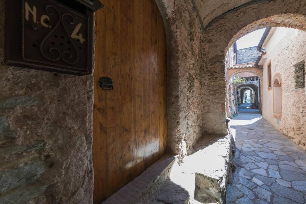 La Casa Di Sandra A Noli Villa Exterior foto
